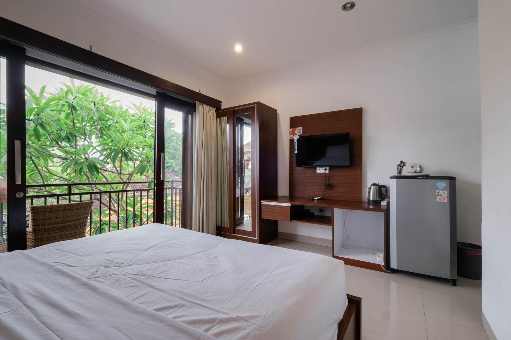 Puri Kasih Home Stay Санур Екстер'єр фото
